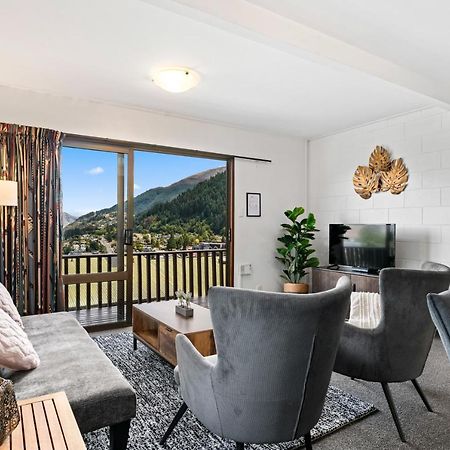 Town Centre Location With Stunning View - Unit 8 Leilighet Queenstown Eksteriør bilde