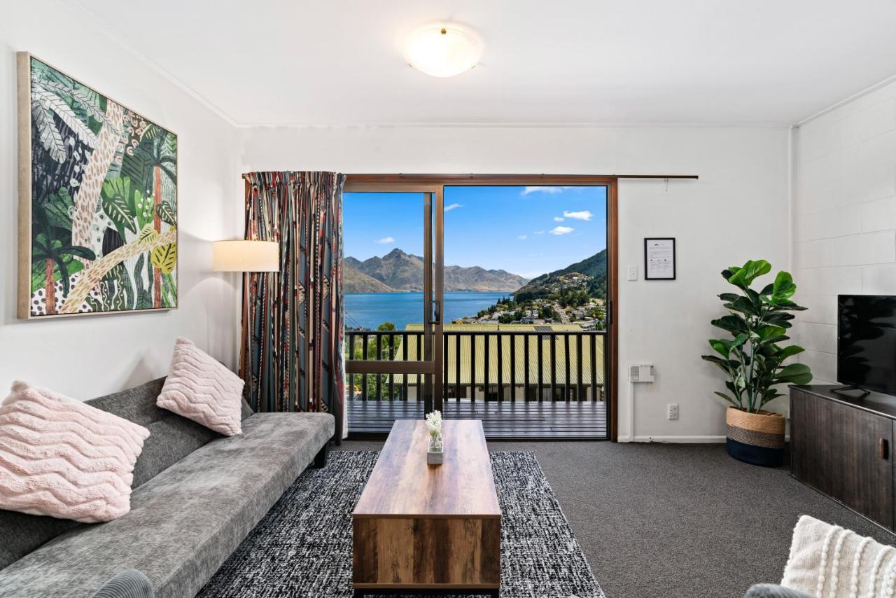 Town Centre Location With Stunning View - Unit 8 Leilighet Queenstown Eksteriør bilde